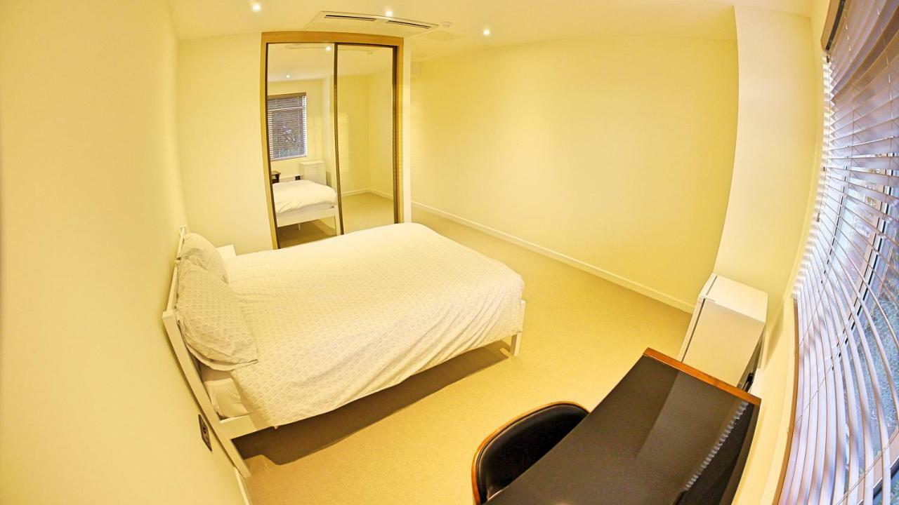 Graphic House Aparthotel Норуич Екстериор снимка
